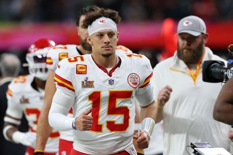 Olympics-Mahomes says he will not participate in LA28 flag football