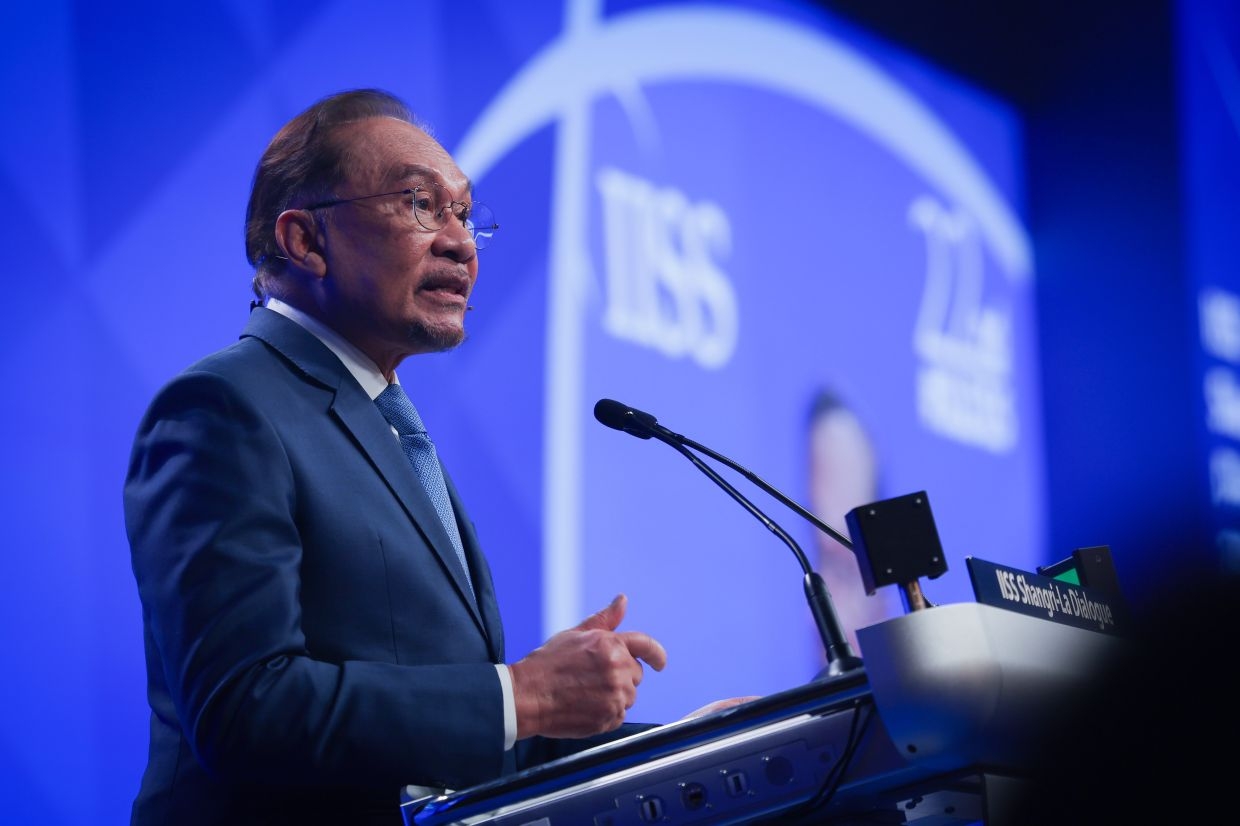Anwar's questions to Federal Court not aimed at seeking absolute immunity for anyone, says AGC