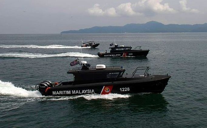 MMEA overcomes aggressive foreign vessel in Miri waters