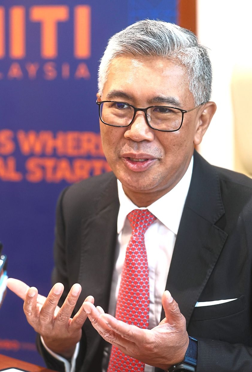 Give me space to focus on haj, says Zafrul