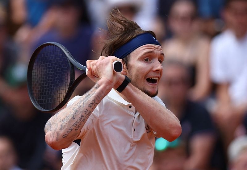 Tennis-Bublik says Vegas trip helped him compete with the robots