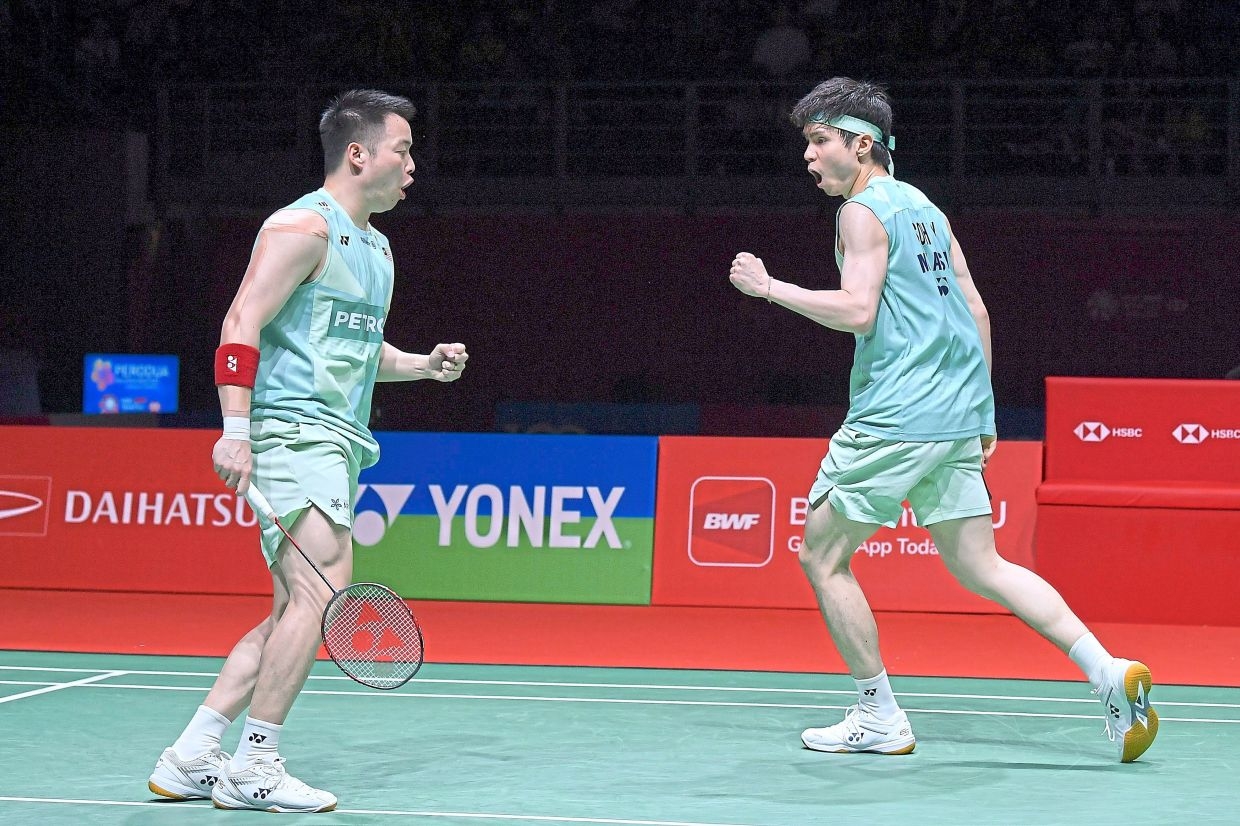 Smashing Aaron-Wooi Yik beat South Korean juggernauts to win Singapore Open