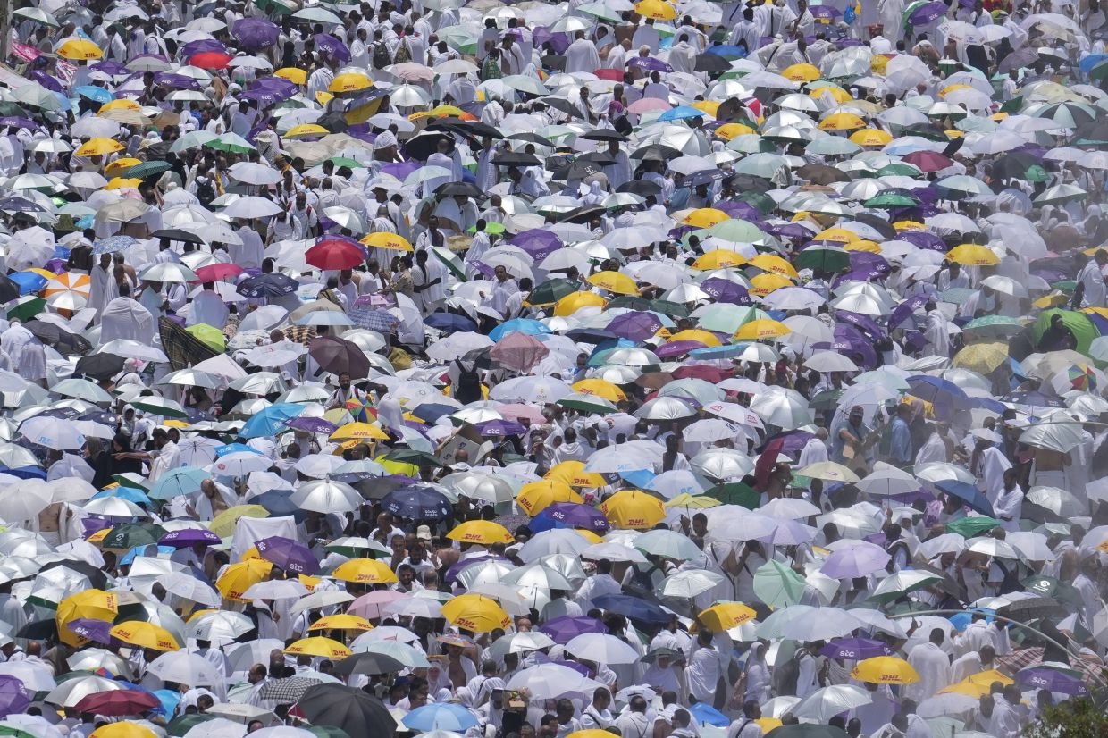 Saudi Arabia on high alert to safeguard 1.8 million during Haj season