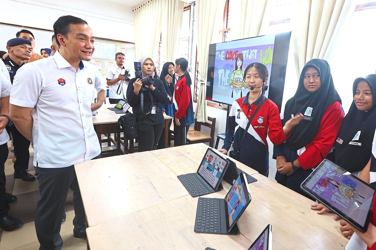 Four Johor schools join global project