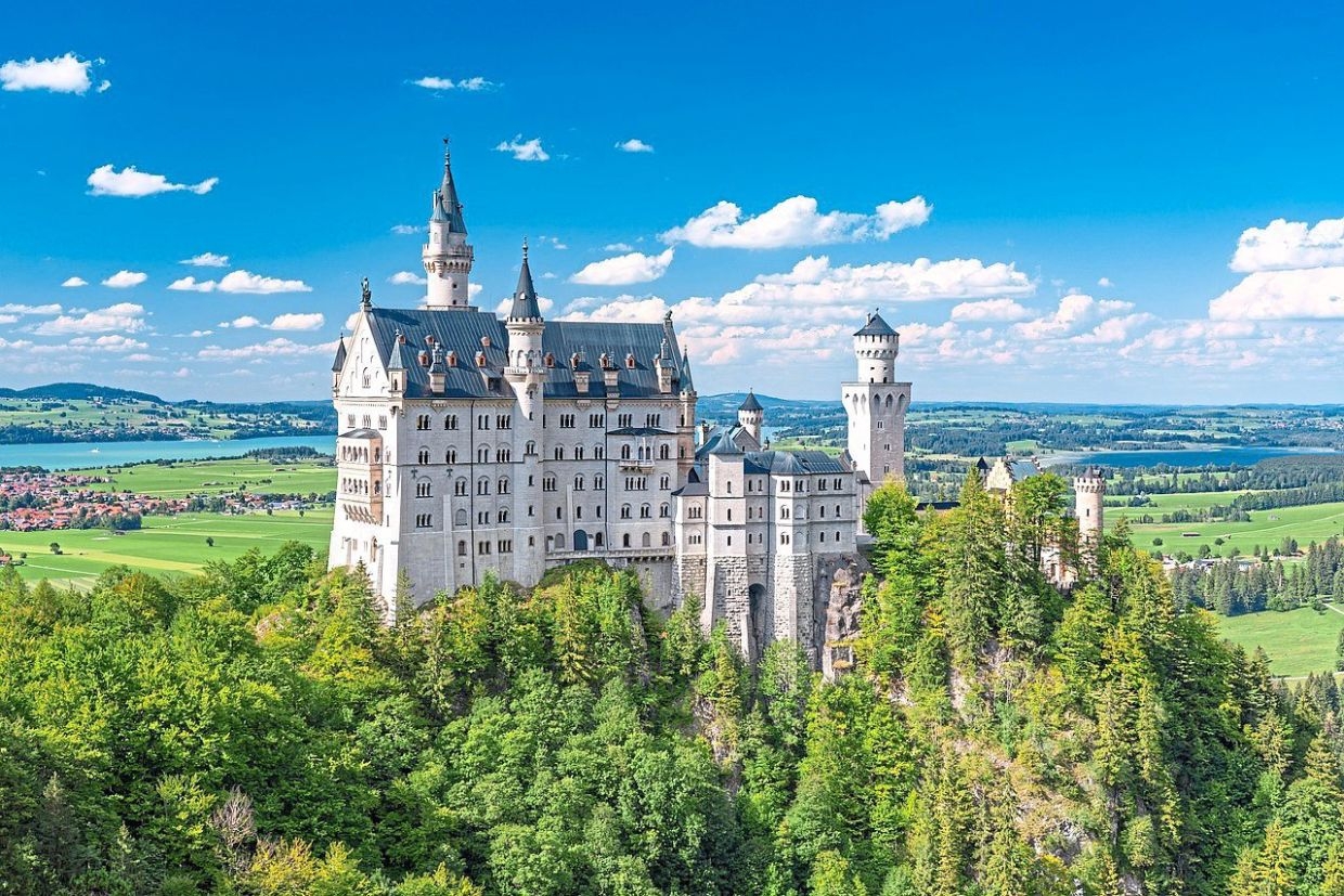 5 affordable train trips in Germany with top views and experiences