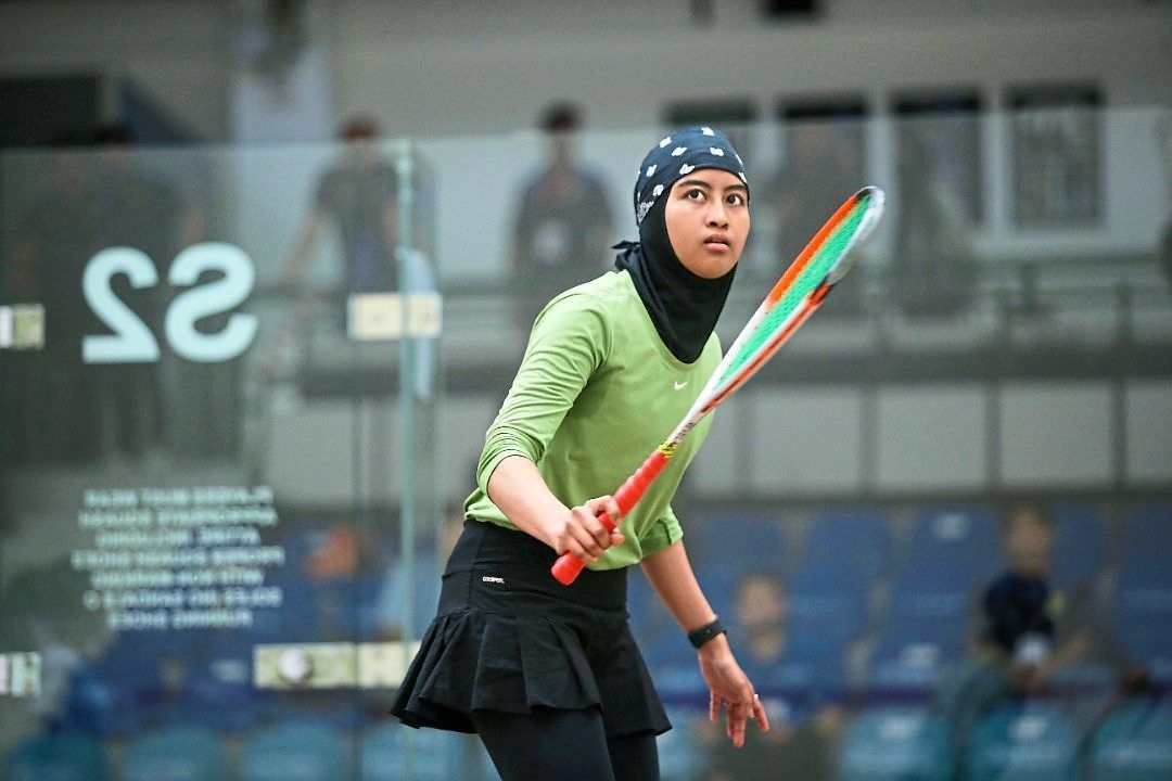 Aifa goes down fighting in first round of British Open
