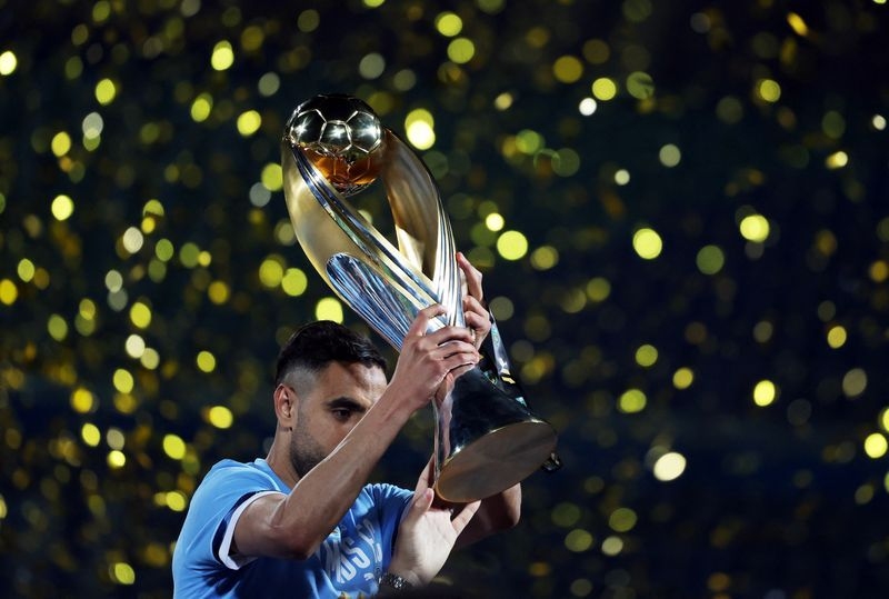 Soccer-Pyramids are champions of continent but still second best at home
