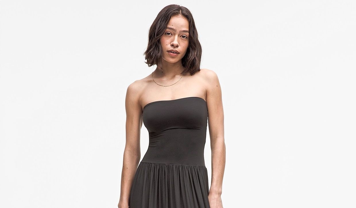 How one effortless maxi dress sparked a viral style debate on social media