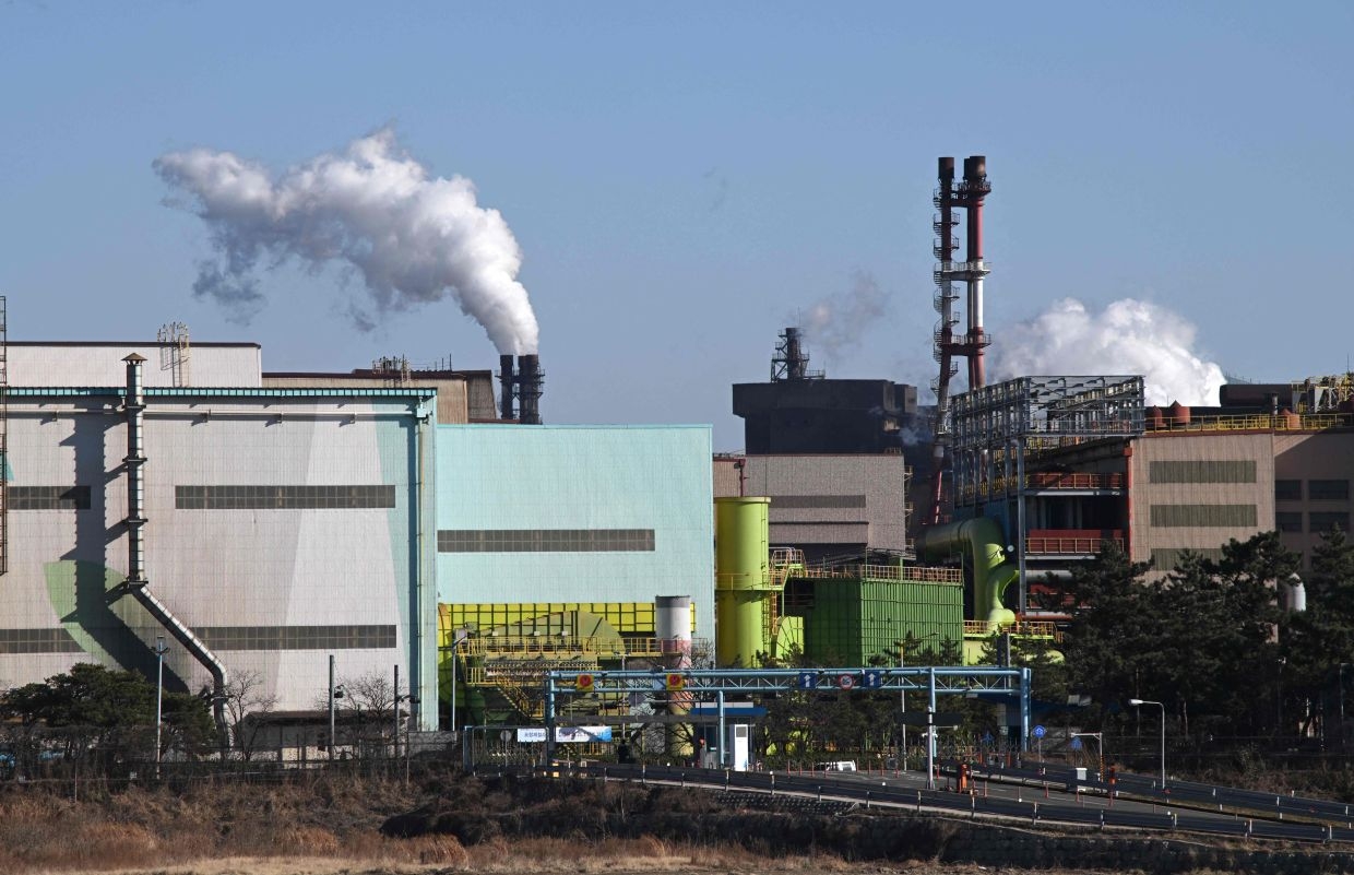 Steelmakers in South Korea, Vietnam tumble on Trump's new tariffs