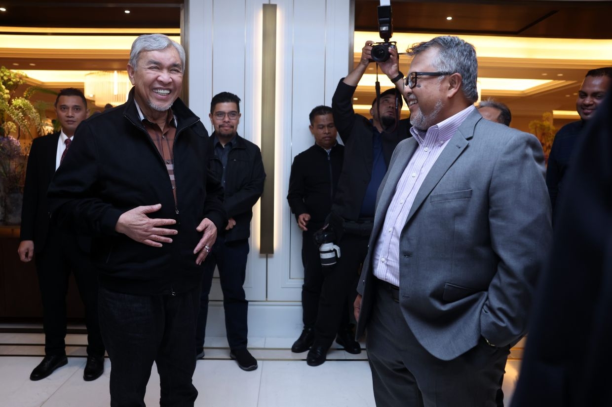 DPM Ahmad Zahid arrives in UK for four-day working visit