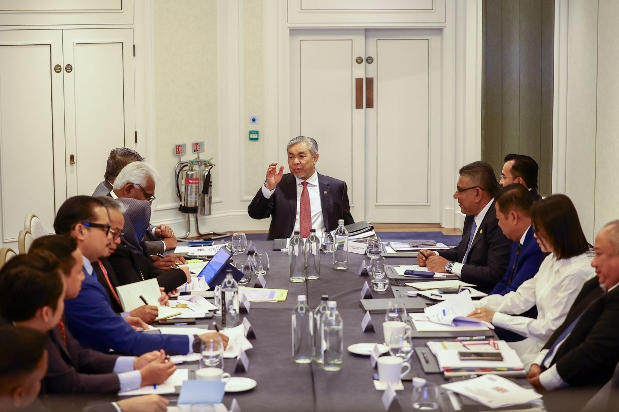 Mara-sponsored students may pursue studies in the UK amid US policy changes, says Zahid