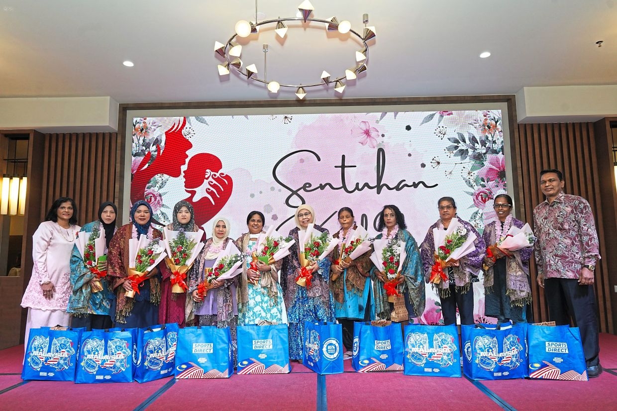 Mothers with special children touched by treat in S'ban hotel