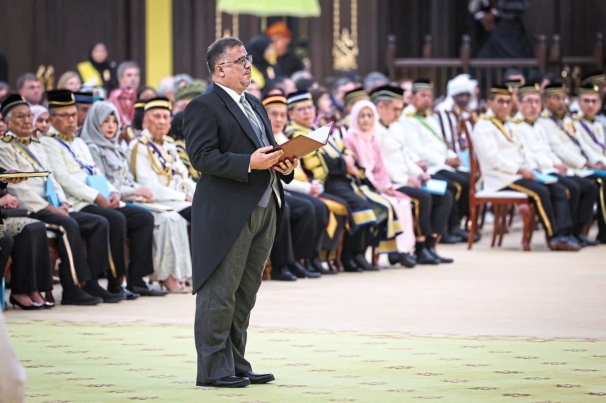 Diplomatic corps praises King's role in national unity