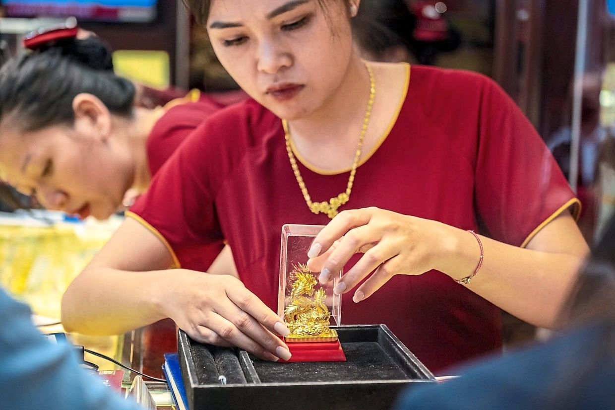 Experts: End monopoly in the gold market
