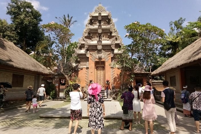 Indonesia, China, tourism pact aims to nurture future industry leaders