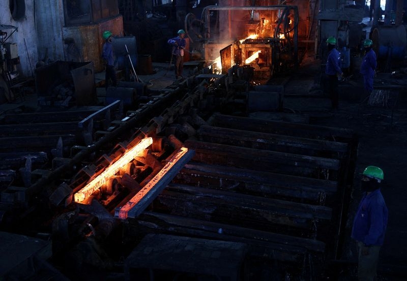 Higher metals tariffs kick in as deadline for 'best' offers arrives