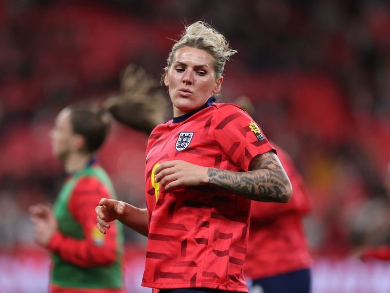 Soccer-England defender Millie Bright withdraws from Euro squad consideration