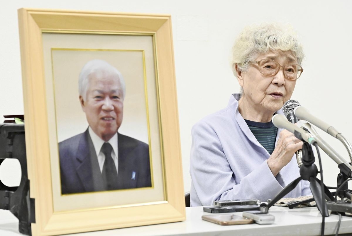 Japanese mother of abductee frustrated by lack of resolution to issue; no abductees have returned to Japan from North Korea since 2002
