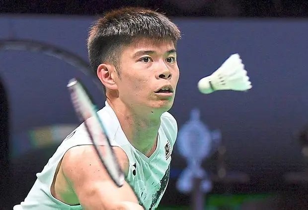 Jun Hao reaches second round, Aaron-Wooi Yik bows out