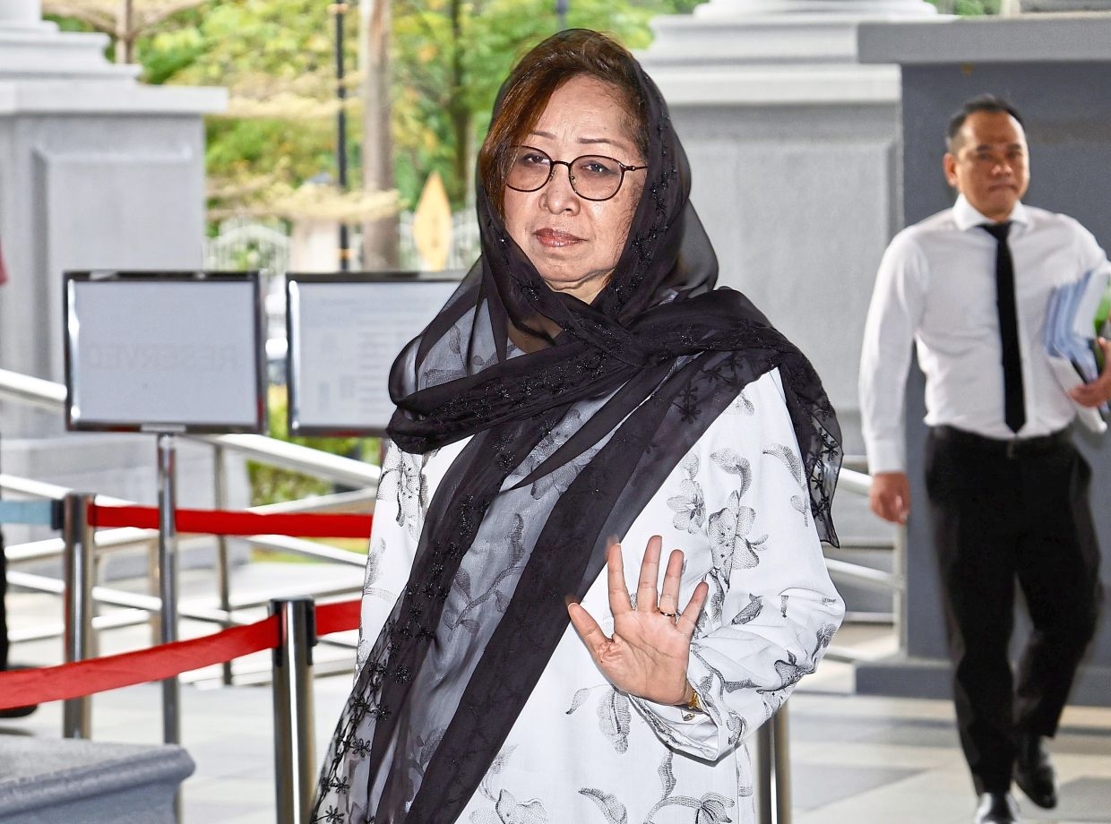 Daim's widow to challenge London asset freeze order