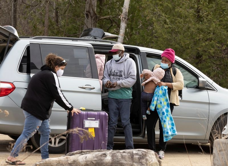 Canadian bill seeks to deny hearings to some asylum-seekers