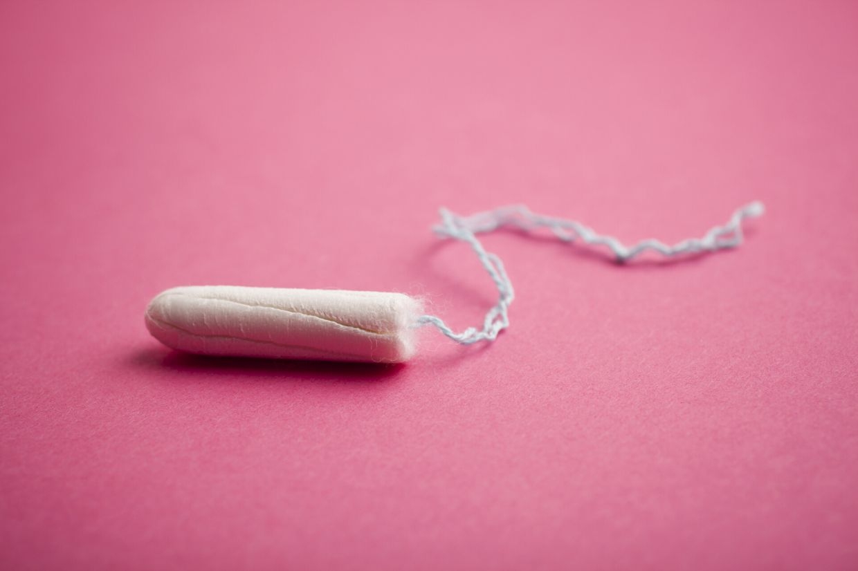 Toxic pesticide found in tampons, say British NGOs