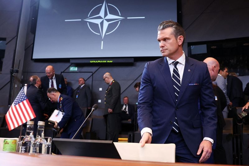Pentagon chief confident NATO will commit to Trump's defence spending target