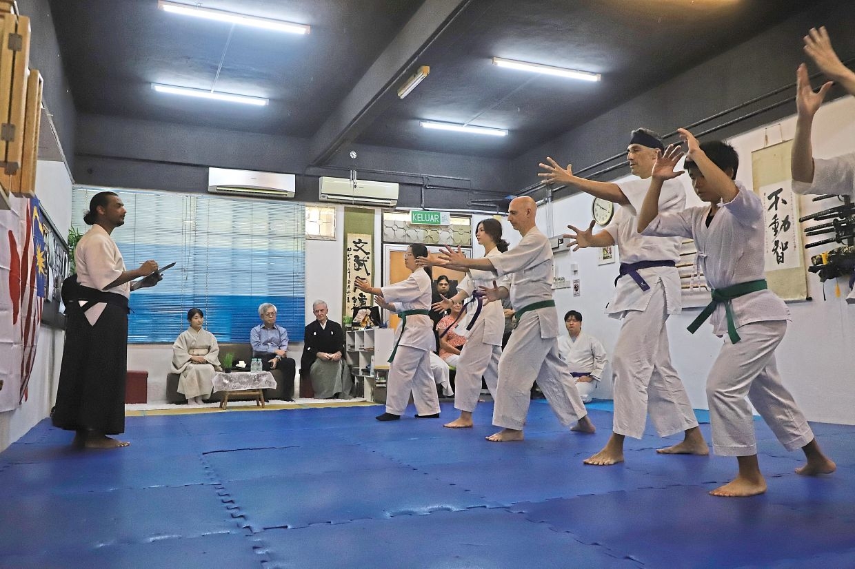 Zen of tea meets aikido