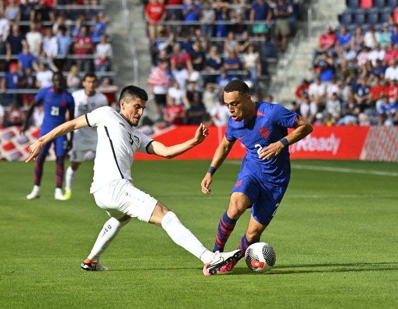 Soccer-Dest joins list of big-name absences from U.S. Gold Cup squad