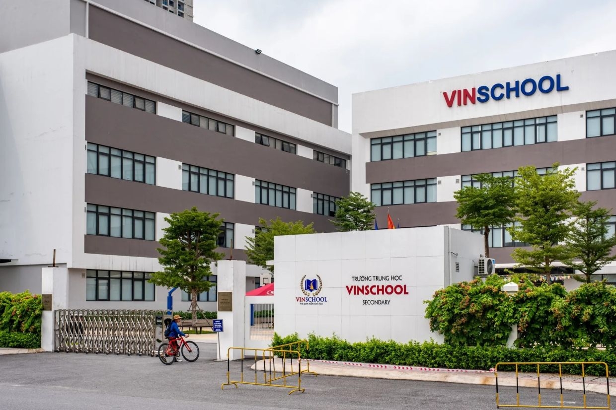 Vingroup seeks loan to buy KKR's Vinschool stake