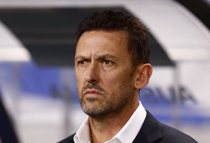 Soccer-Popovic's Australia perfect the art of qualifying ugly