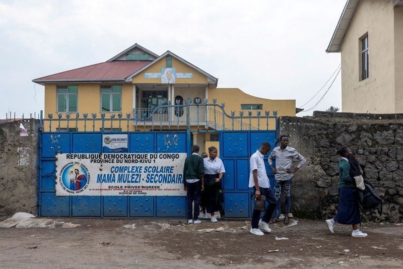Students in rebel-held eastern Congo brave insecurity to take exams