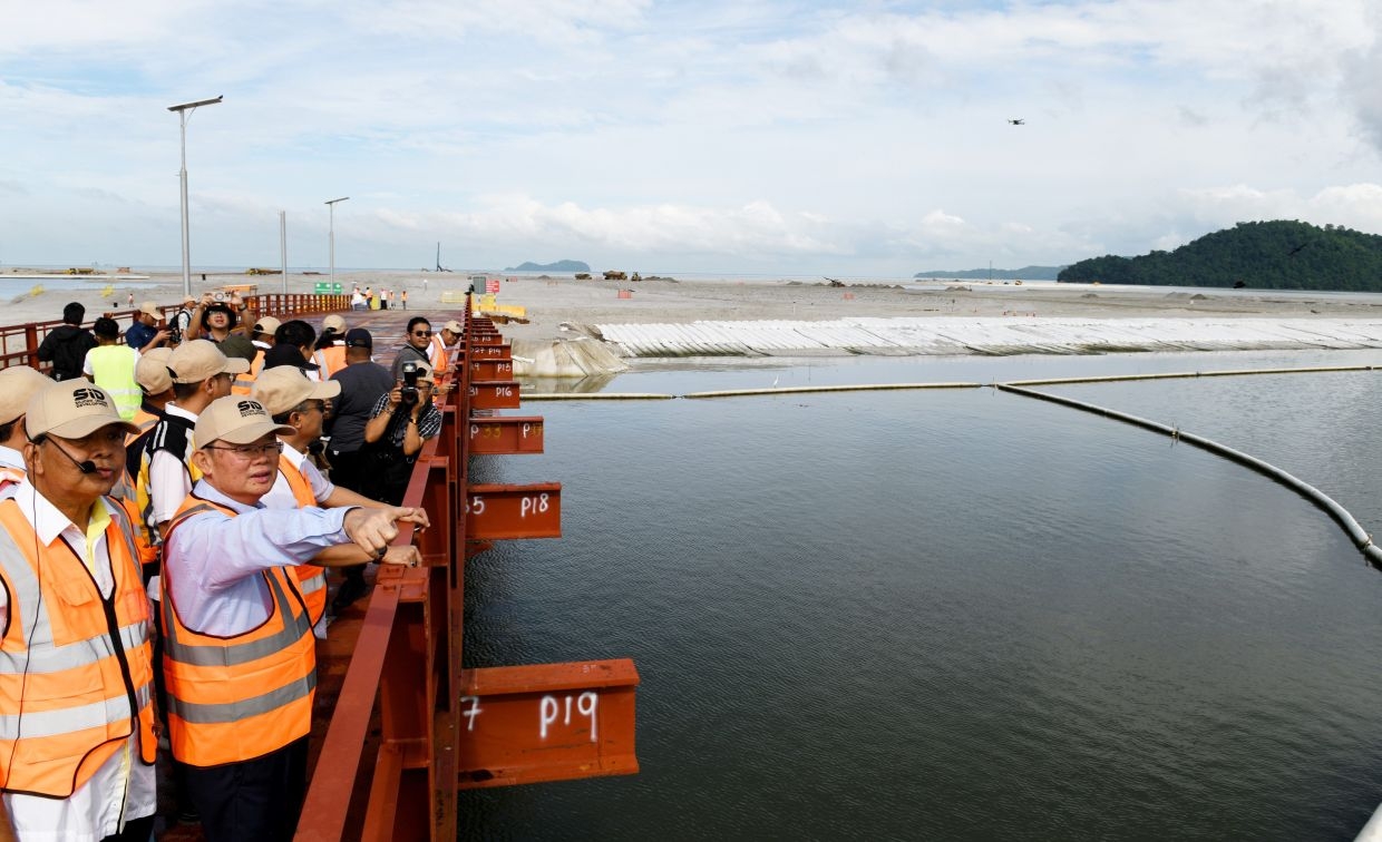 Penang building 380m-long bridge to Silicon Island