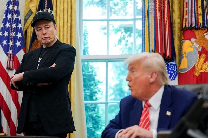 Trump and Musk to speak Friday after alliance descends into public feud, Politico reports