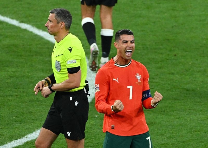 Soccer-Ronaldo says he does not plan to play at Club World Cup