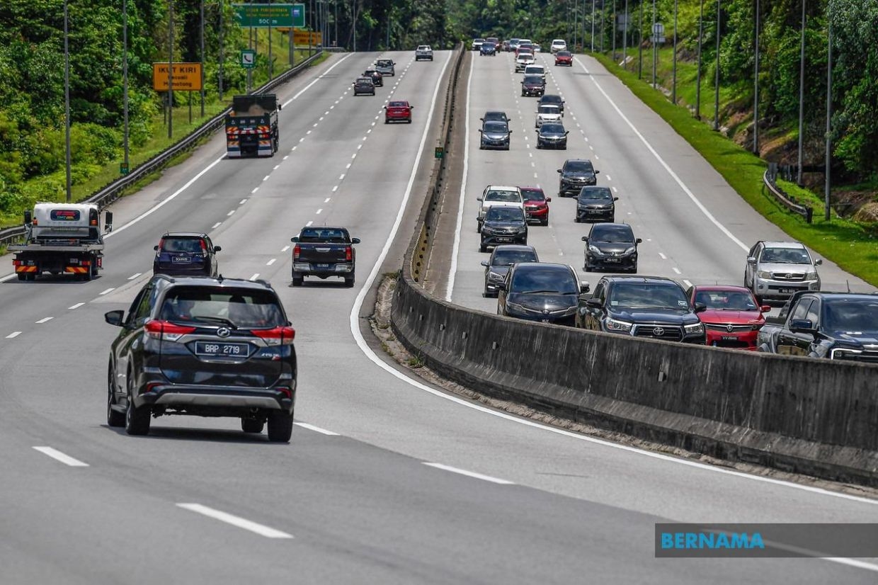 Smooth traffic flow on all major highways this morning