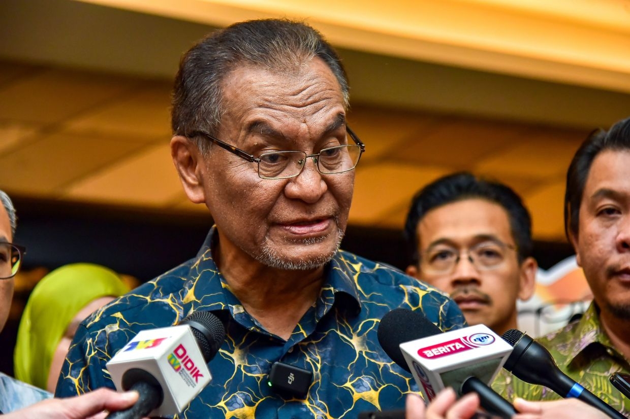 Cabinet to decide on cannabis vape factory issue, says Health Minister