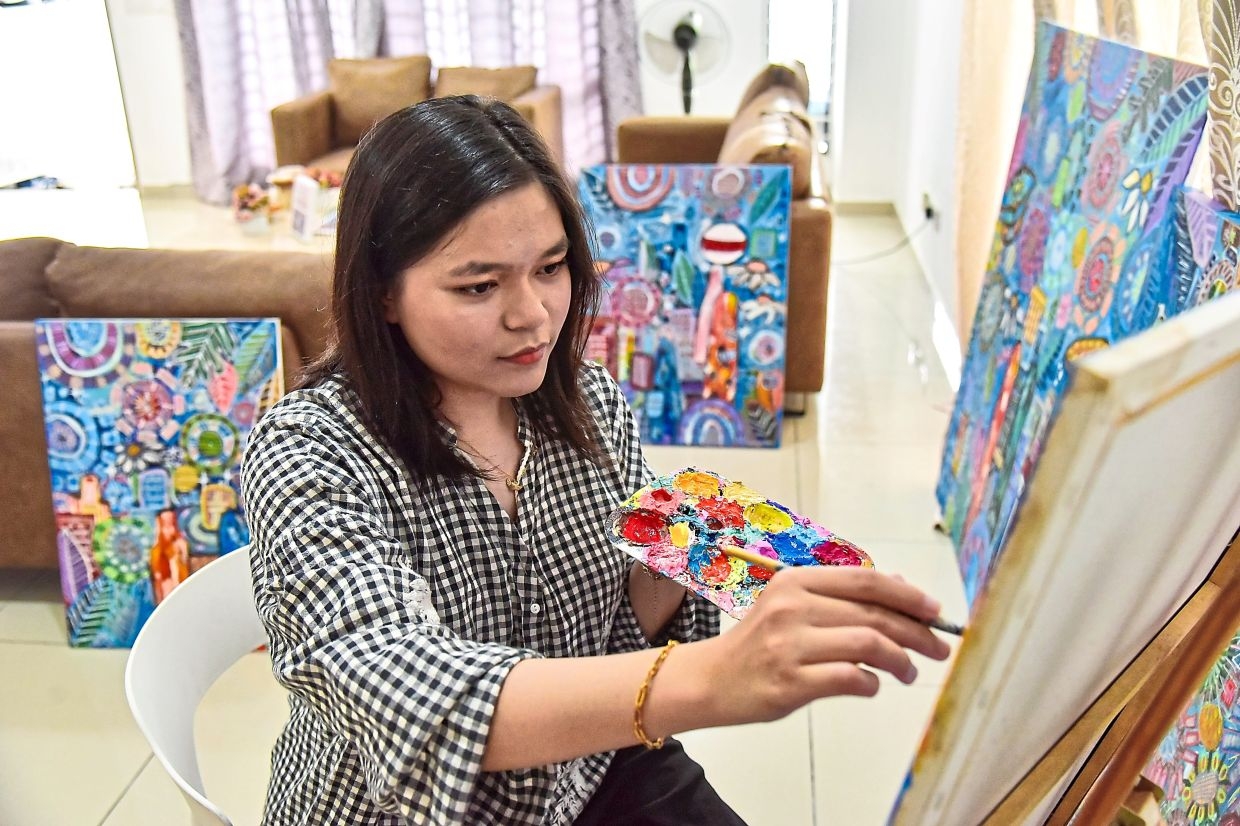 Teen embraces heritage through art