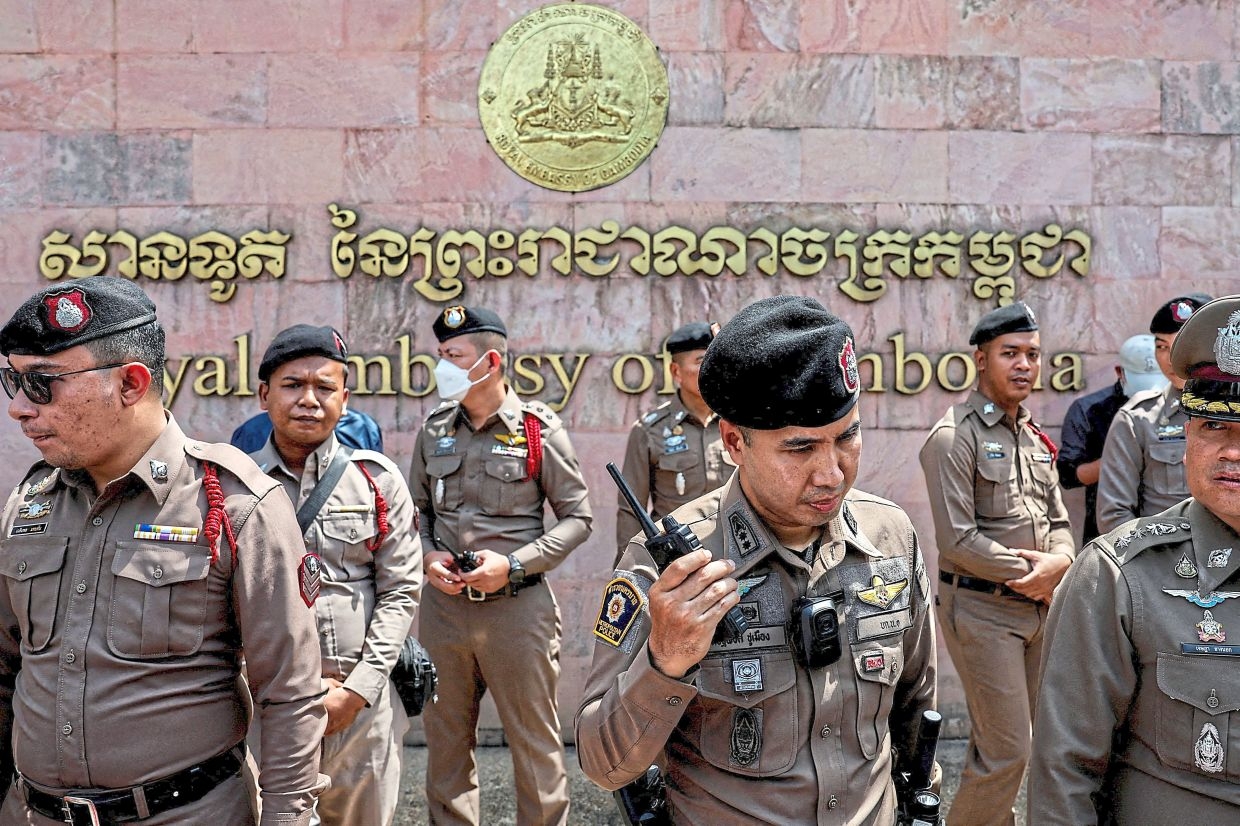 Forces to resume previous posts