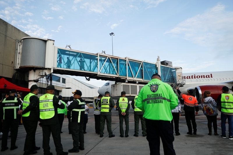Trump appeals ruling that Venezuelans deported to El Salvador may challenge detention