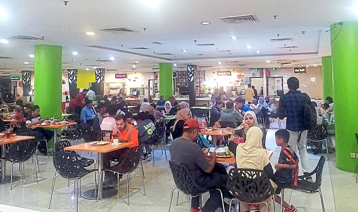 JB folk tighten belts amid rising food costs