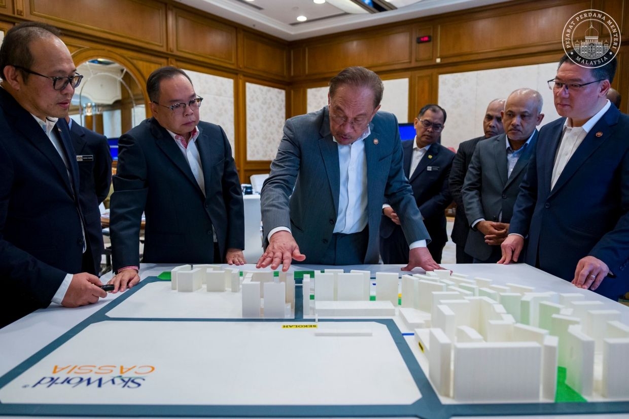 Vertical schools in housing projects to help reduce transport costs, says PM Anwar