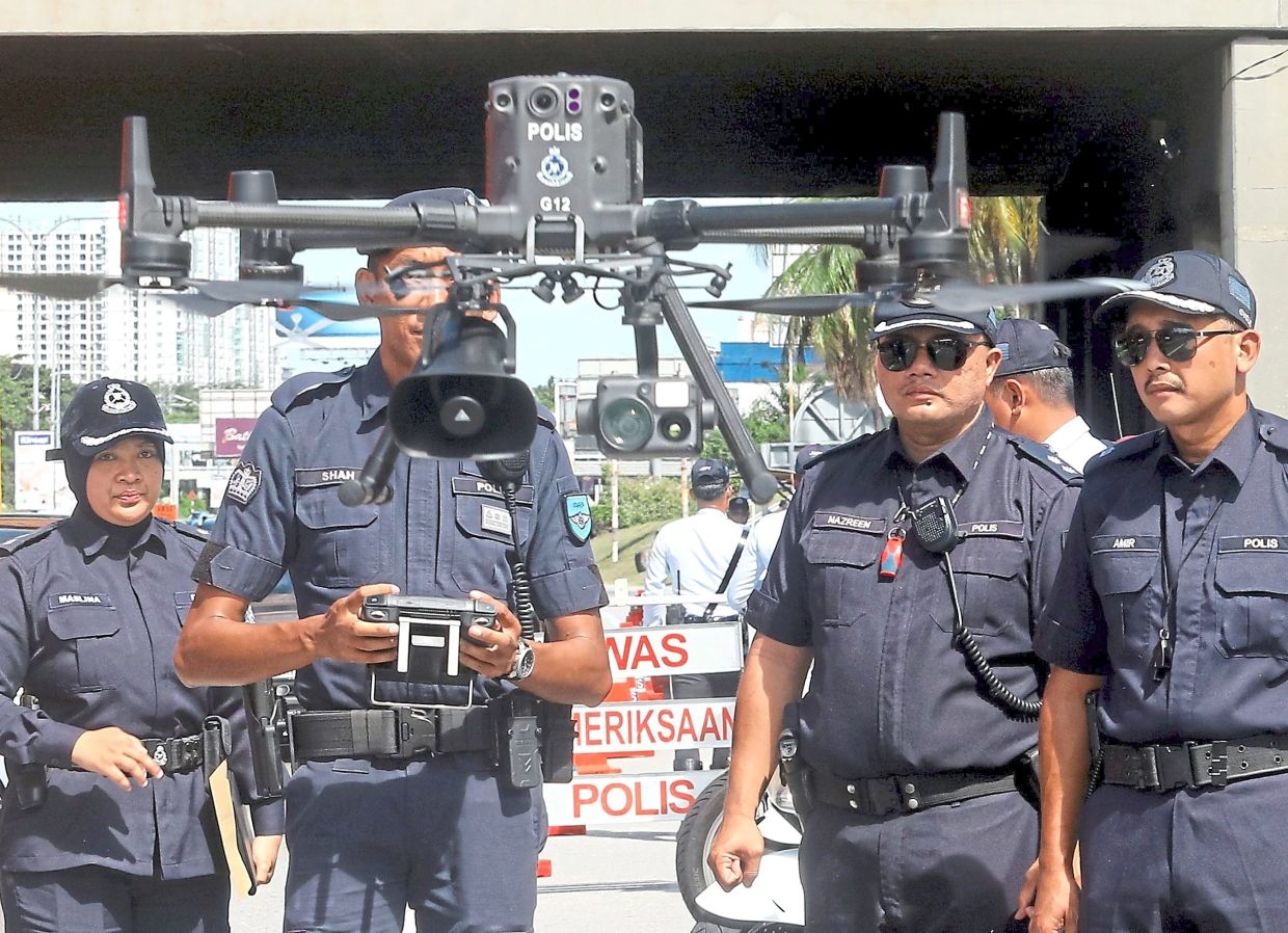 Drones used to nab lane-dodgers
