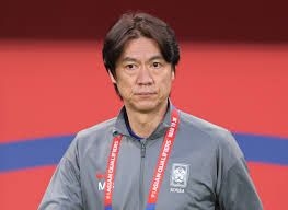 PSG's Lee pleads with S. Korea boo boys to back team at World Cup