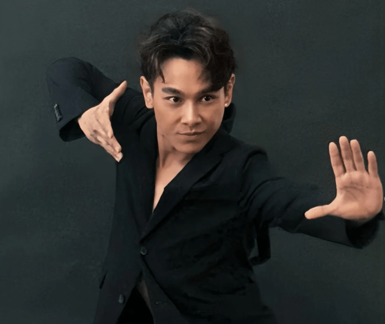 Ryan Lian ate food used for praying when he was hungry while roaming the streets