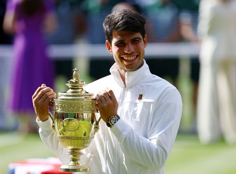 Tennis-Wimbledon increases prize money, champions to receive three million pounds each