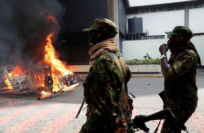 Vehicles ablaze in Nairobi as Kenya protests escalate
