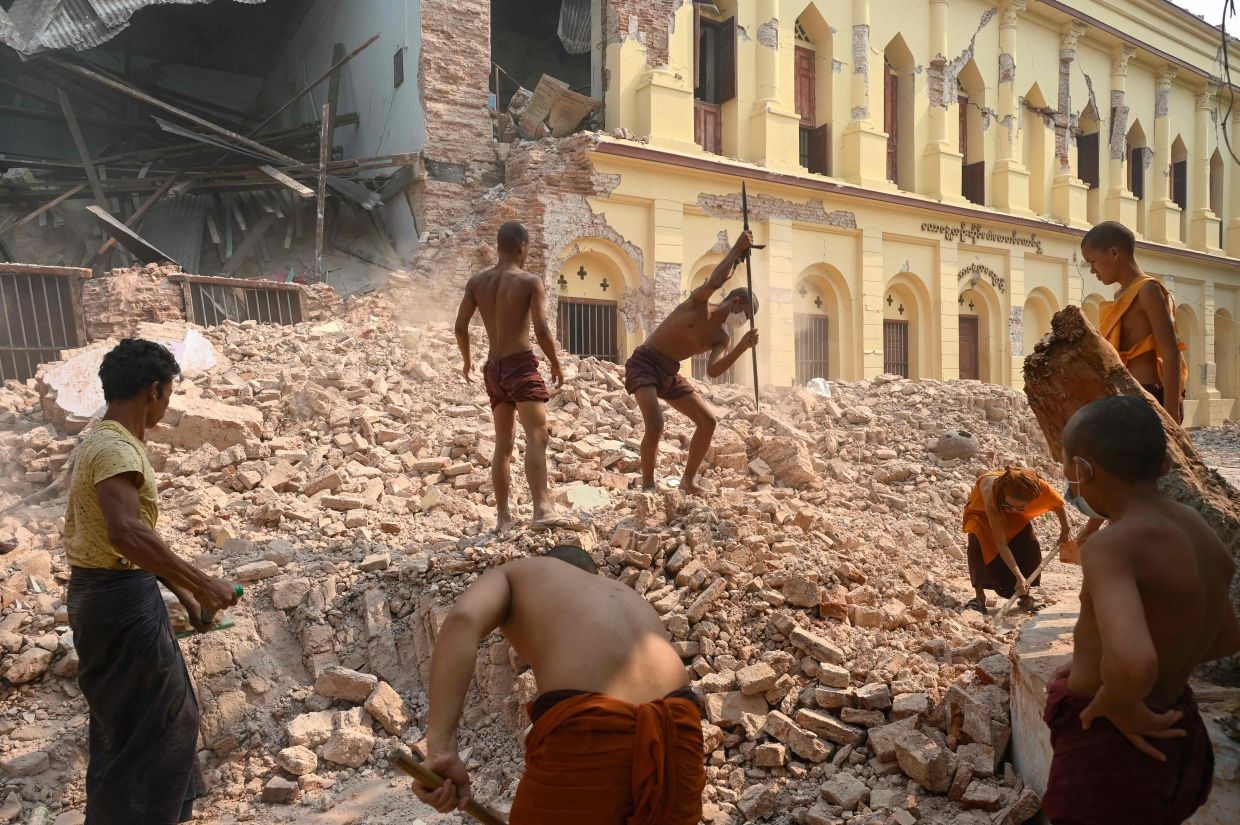 Myanmar recovery dented by devastating quake, World Bank