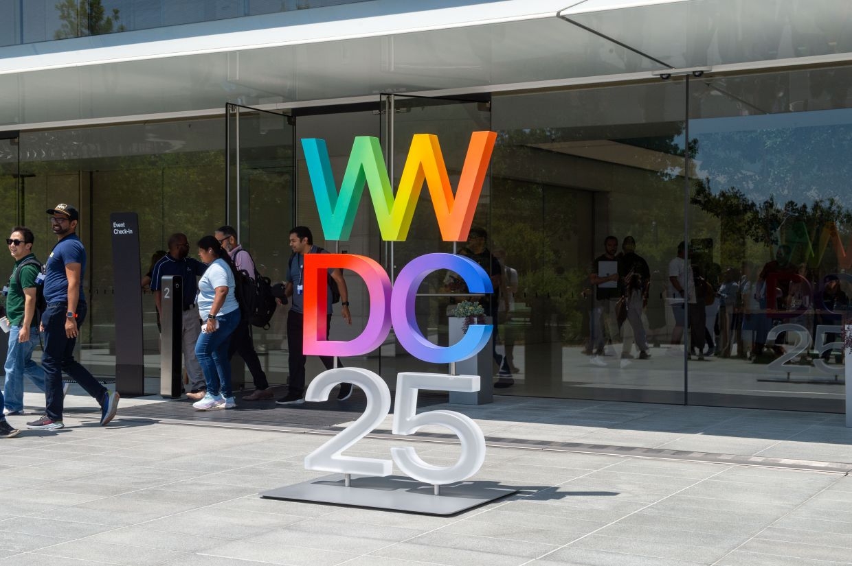 Ten big changes coming to iPhones and other Apple devices this year
