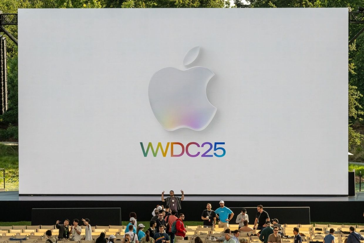 Apple targets spring 2026 for release of delayed Siri AI upgrade